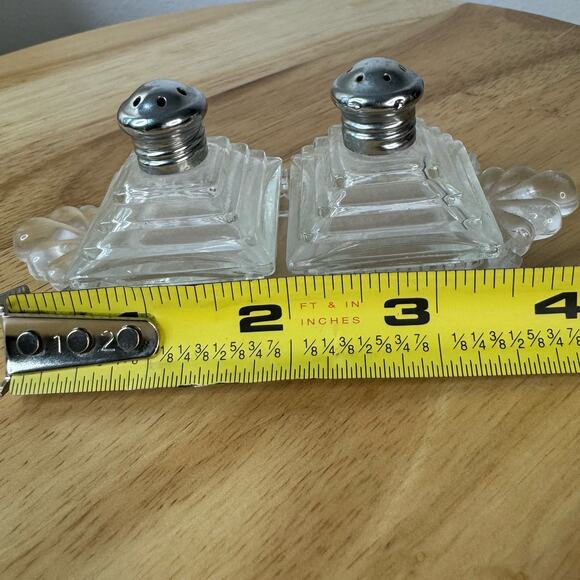 Vintage Irice Pyramid Mini Pepper Salt Set with Tray Glass Art Deco - Picture 8 of 9